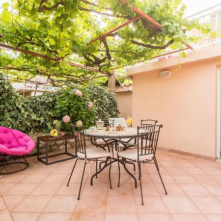 Lotea - Two-bedroom With Terrace Apartament