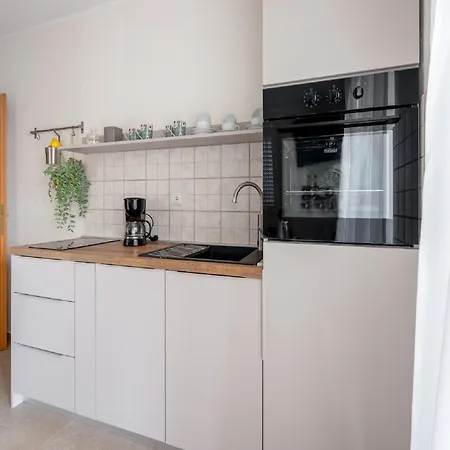 Lotea - Two-bedroom With Terrace *